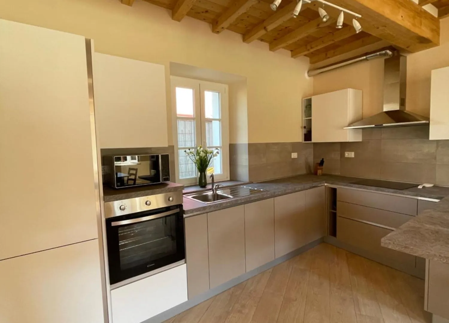 Casa Vacanze Eny Capannori 0*,  Italy